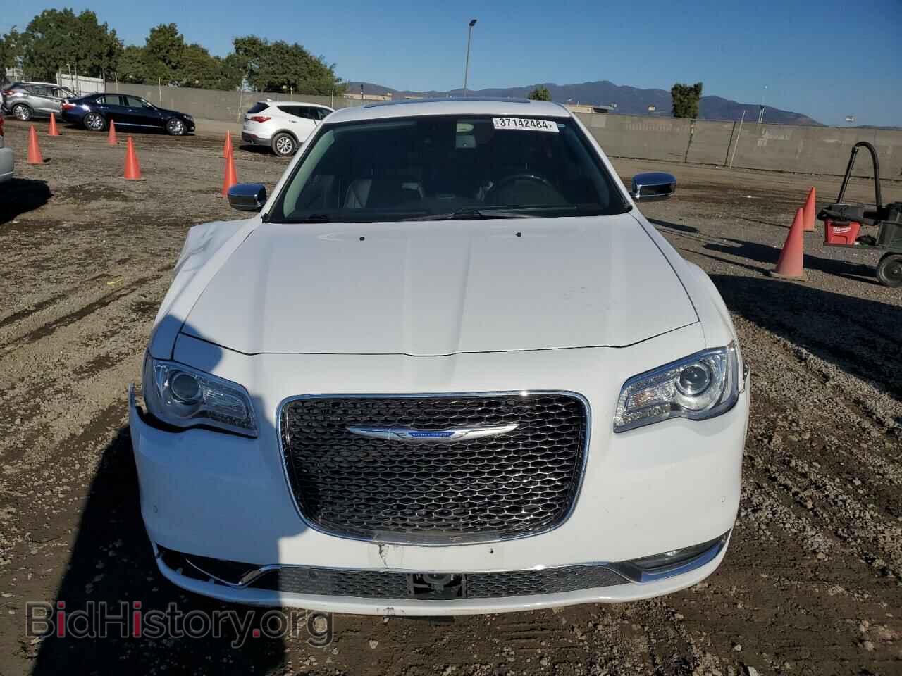 2018 CHRYSLER 300 - VIN: 2C3CCAEG3JH269921 - Фото 5