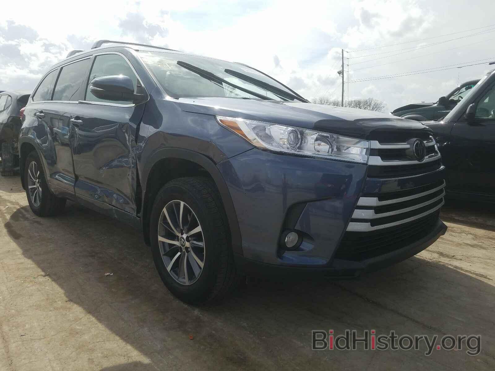 Photo 5TDJZRFH5HS515841 - TOYOTA HIGHLANDER 2017