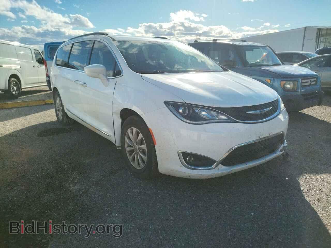 2017 CHRYSLER PACIFICA - VIN: 2C4RC1BGXHR688718 - Photo 4