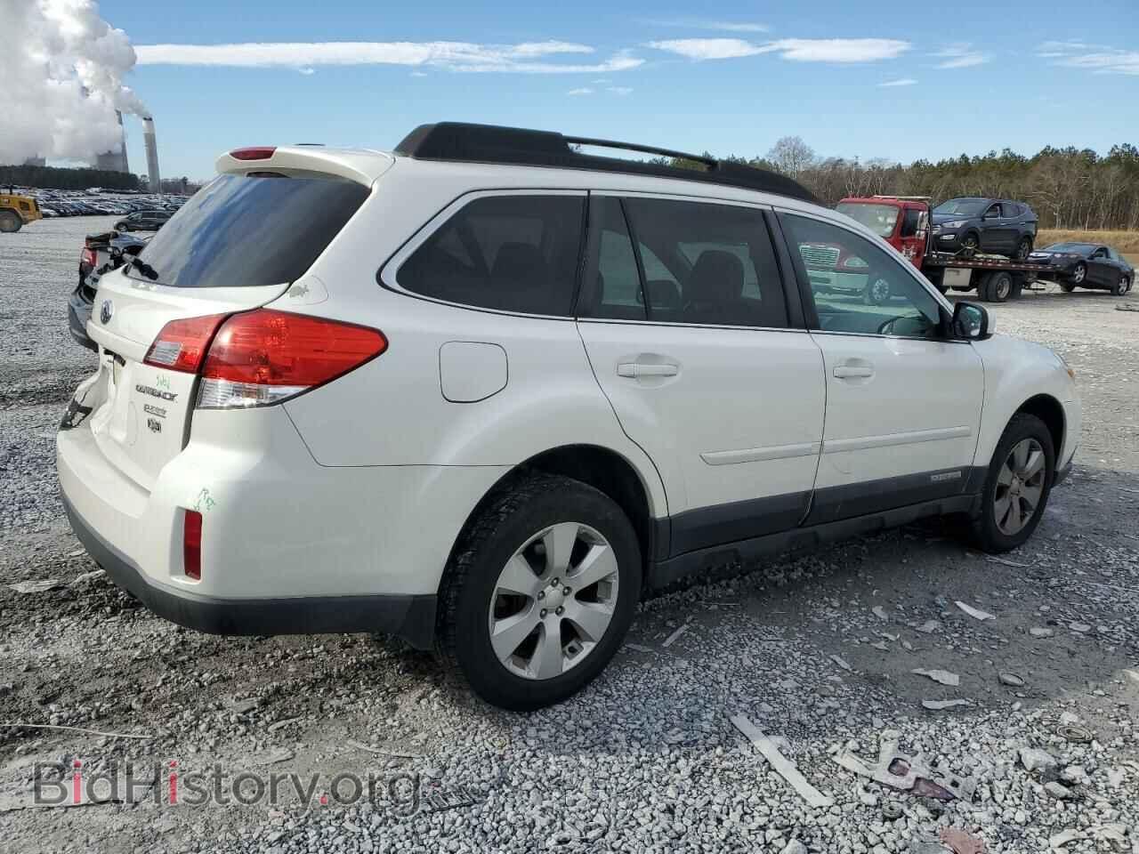 2011 SUBARU OUTBACK - VIN: 4S4BRBCC6B3385934 - Фото 3