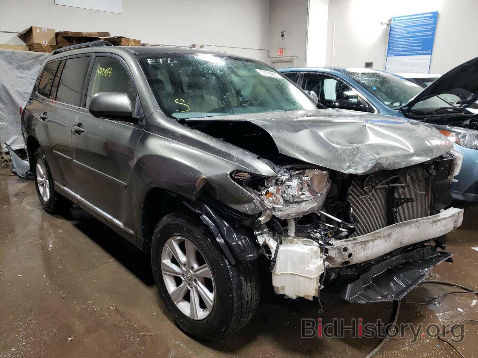 Photo 5TDBK3EH7BS048338 - TOYOTA HIGHLANDER 2011