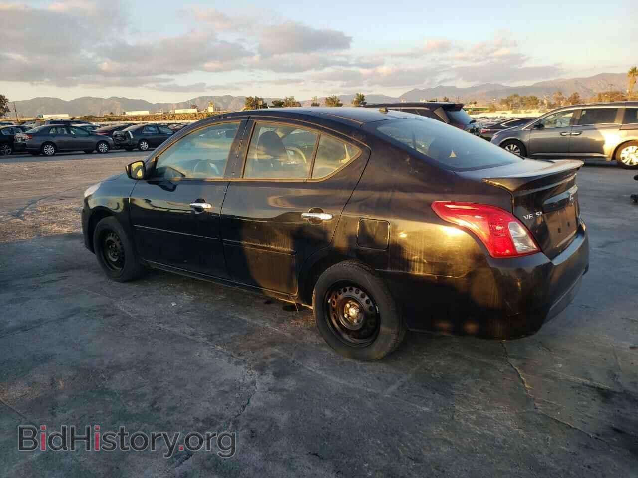 2015 NISSAN VERSA - VIN: 3N1CN7AP1FL830469 - Фото 2