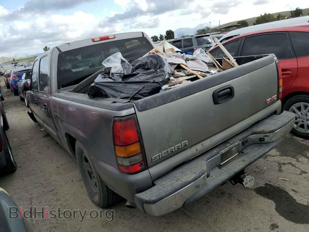 2006 GMC SIERRA - VIN: 2GTEC13Z661337136 - Фото 2