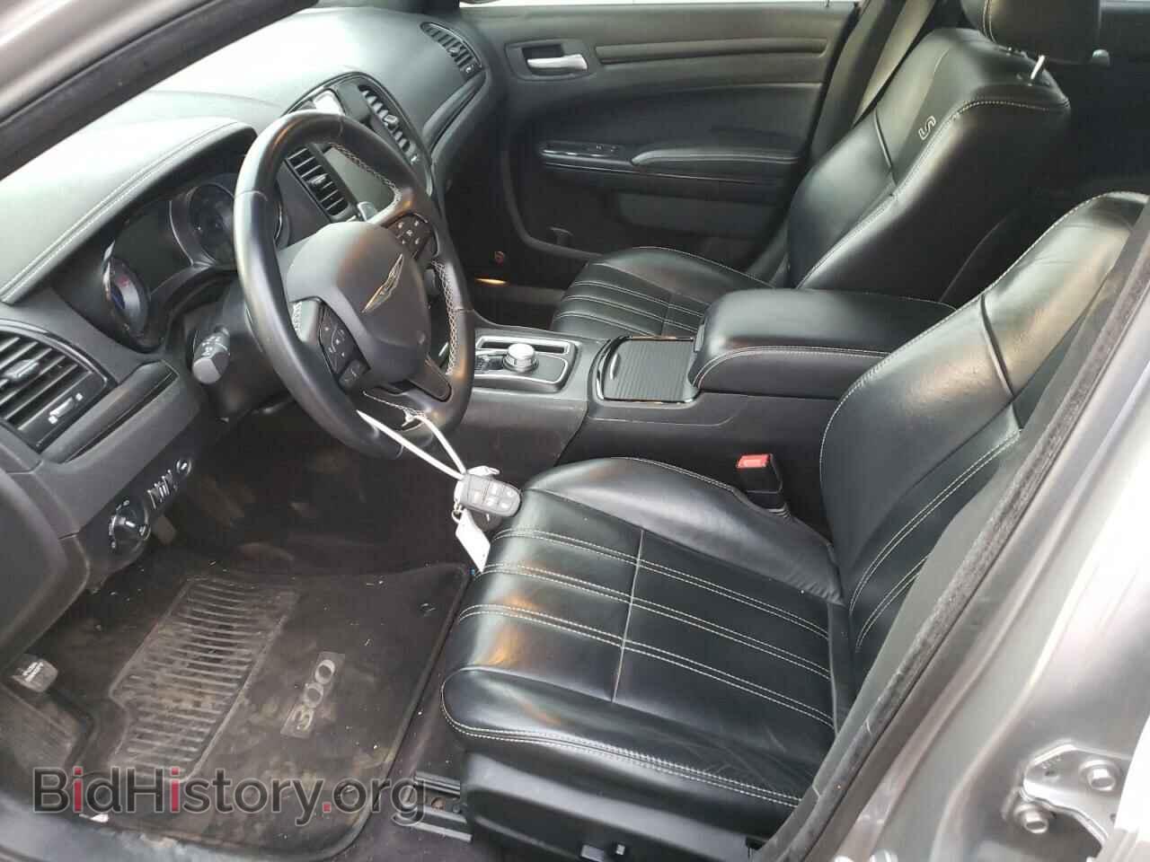 2016 CHRYSLER 300 - VIN: 2C3CCAGG8GH304930 - Фото 7