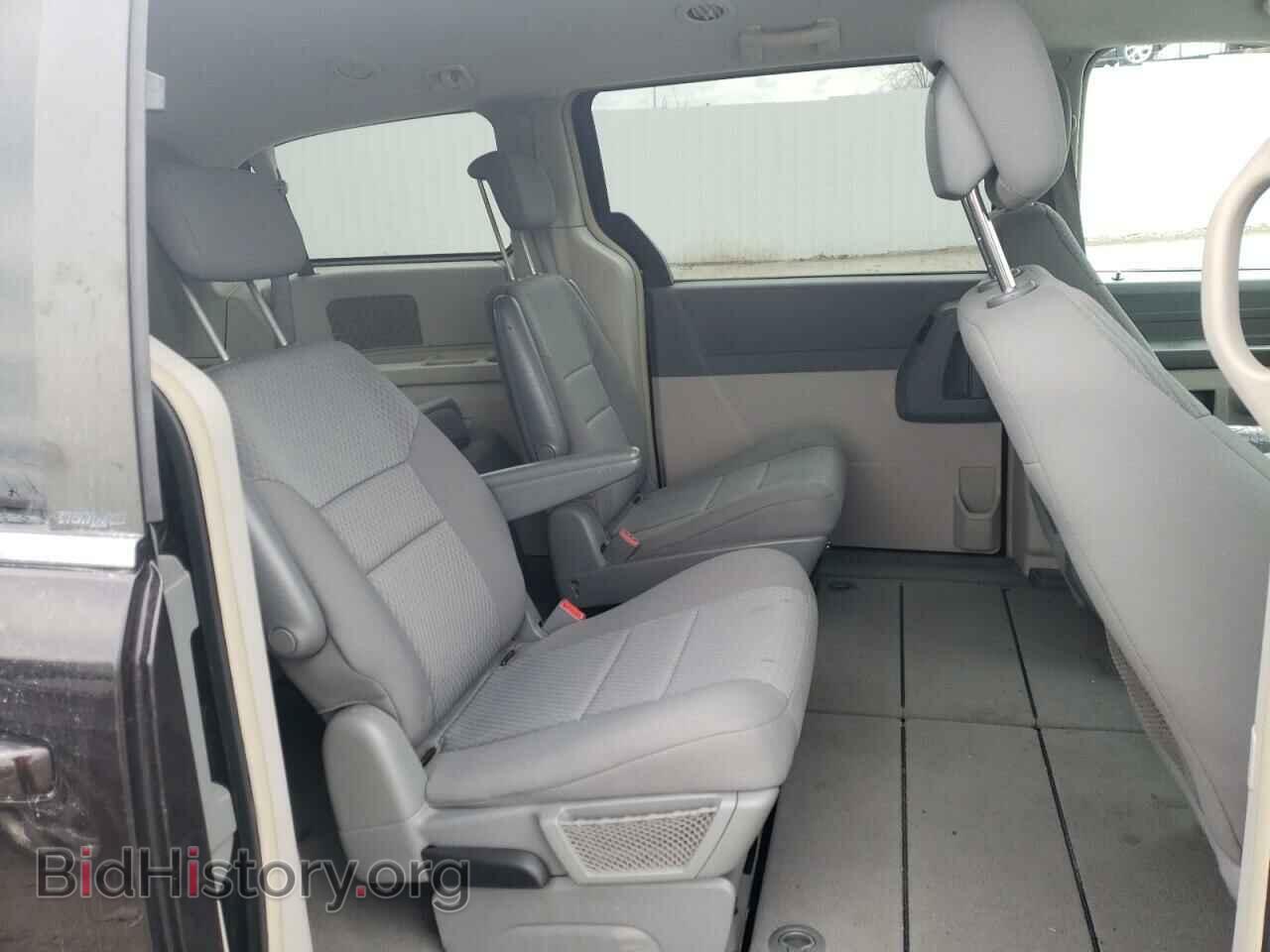 2010 CHRYSLER MINIVAN - VIN: 2A4RR2D12AR386241 - Фото 10