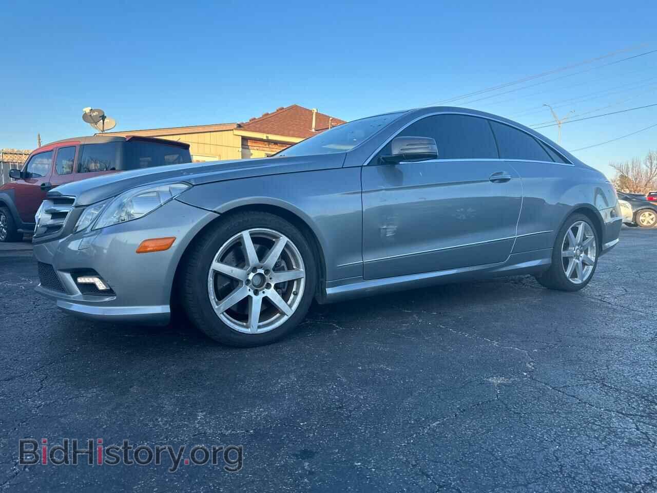 2011 MERCEDES-BENZ E-CLASS - VIN: WDDKJ7CB5BF084110 - Фото 2