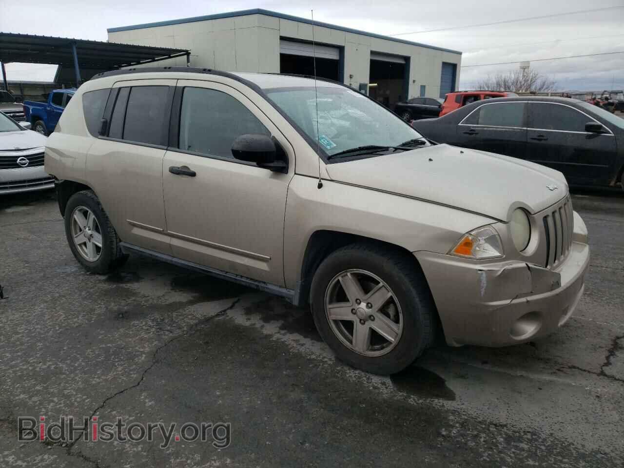 2009 JEEP COMPASS - VIN: 1J4FT47AX9D124378 - Photo 4