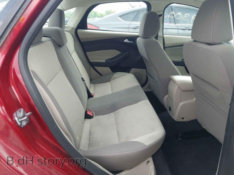 2013 Ford FOCUS (VIN 1FADP3F29DL296007) — фото 6 из 10