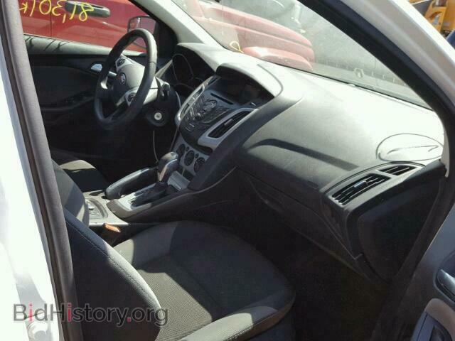 2014 Ford FOCUS (VIN 1FADP3F24EL113971) — photo 5 of 10