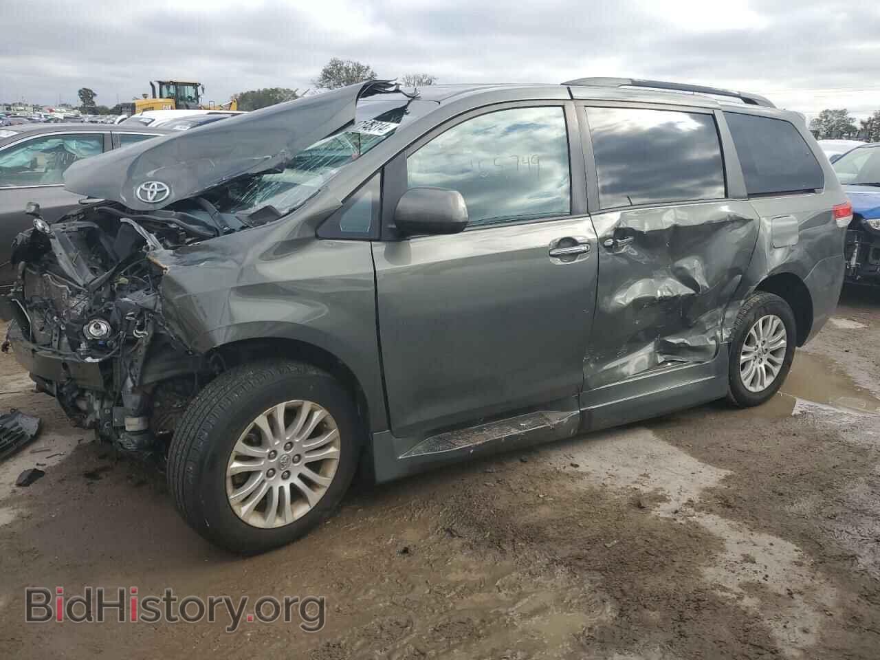 Фотография 5TDYK3DC4CS229057 - TOYOTA All Models 2012