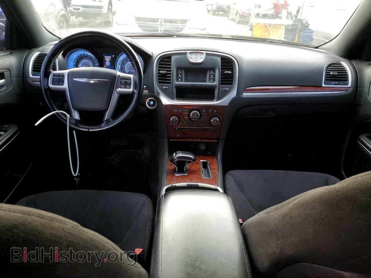 2012 CHRYSLER 300 - VIN: 2C3CCAAG2CH137113 - Фото 8