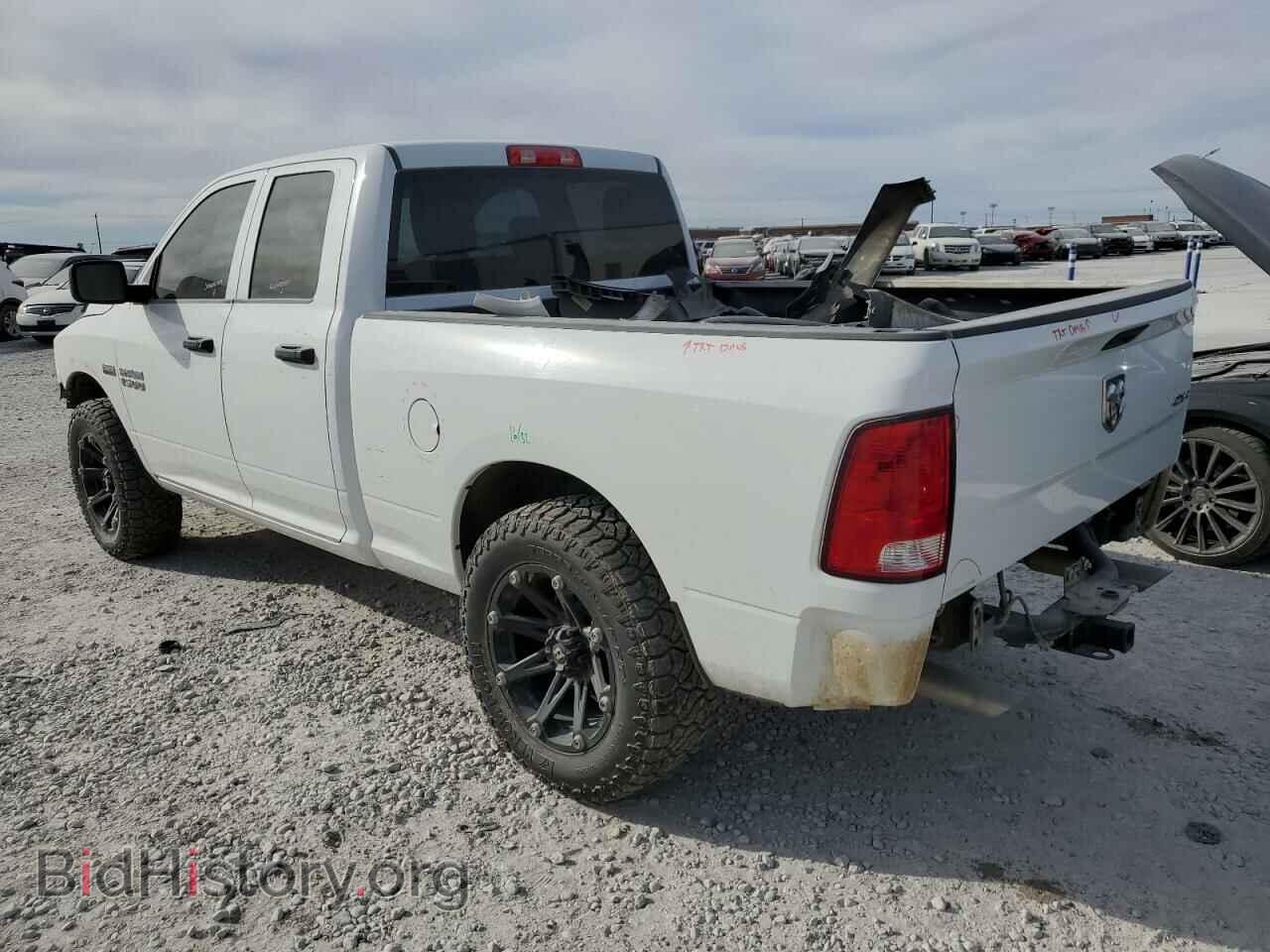 2018 RAM 1500 - VIN: 1C6RR7FT3JS319851 - Фото 2