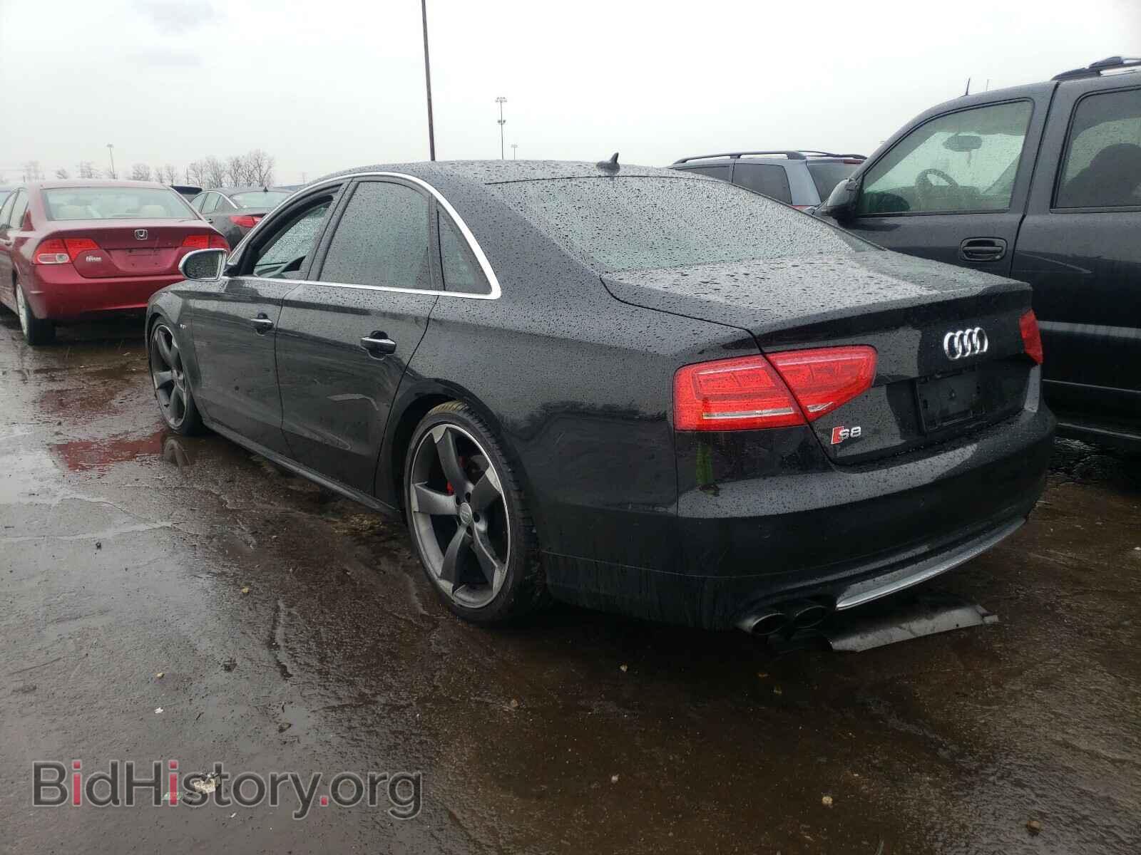 2013 AUDI S8 - VIN: WAUD2AFD6DN009741 - Фото 3