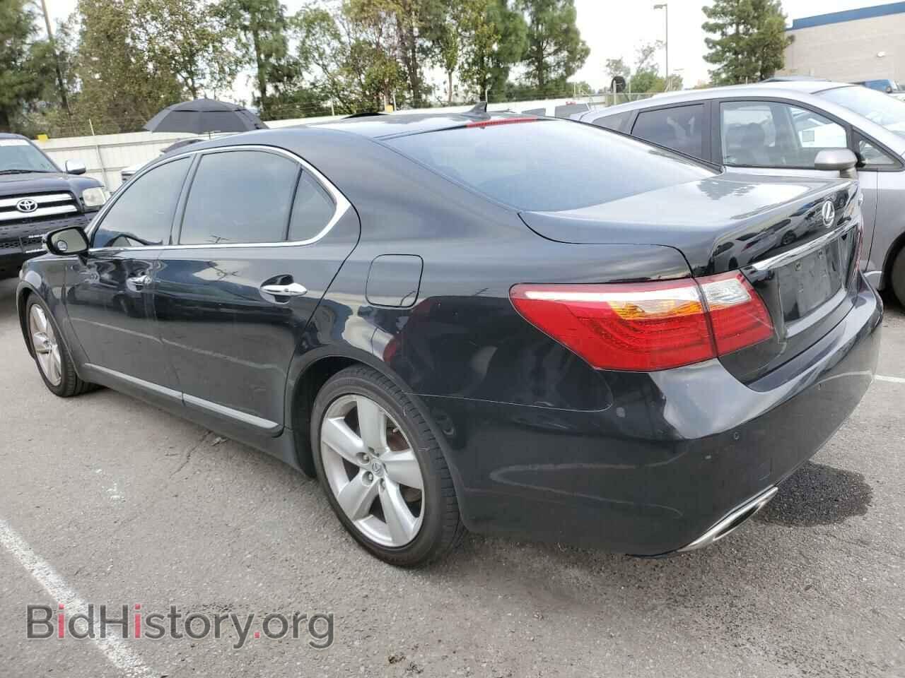 2011 LEXUS LS460 - VIN: JTHGL5EF6B5043052 - Photo 2