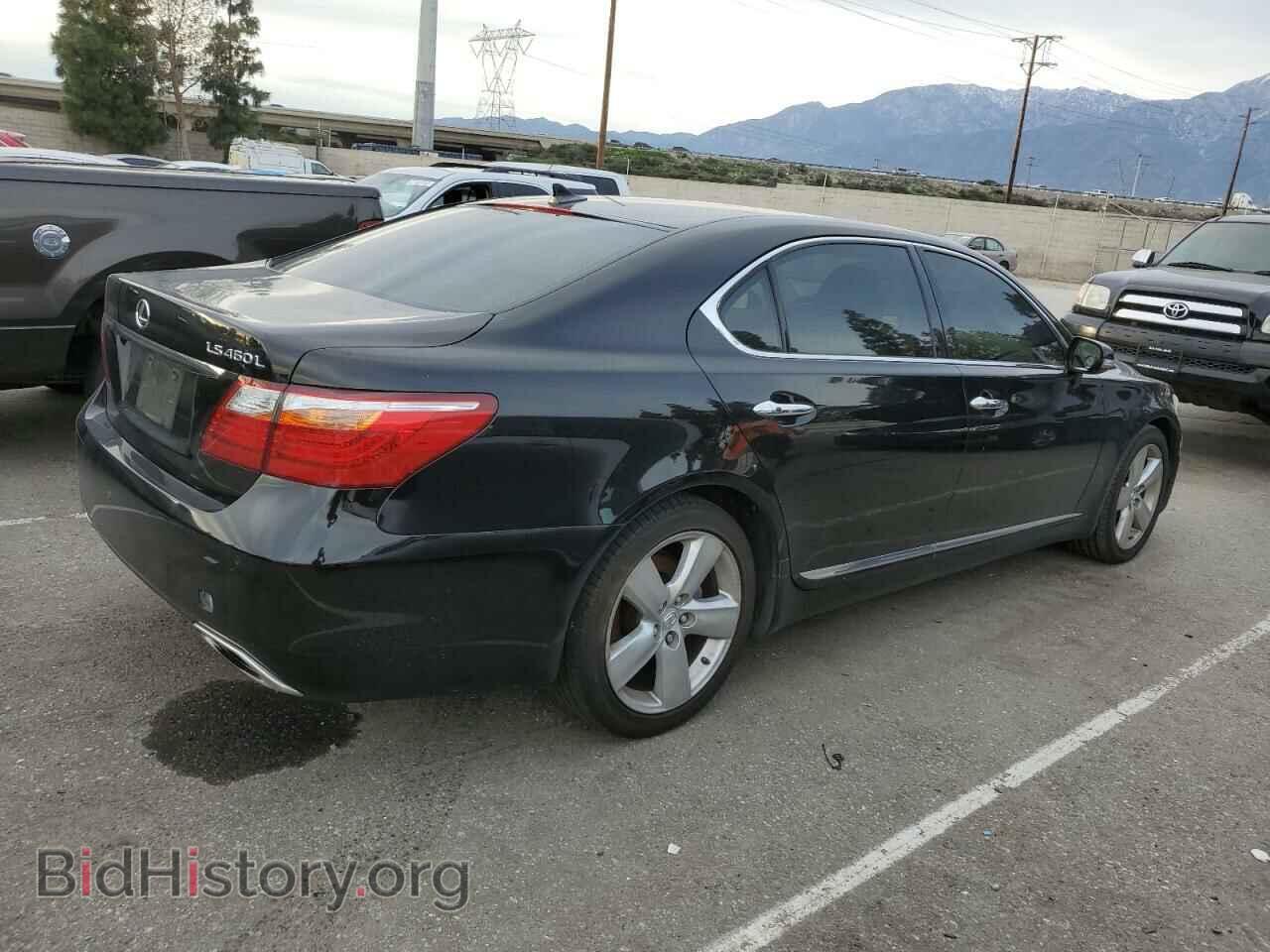 2011 LEXUS LS460 - VIN: JTHGL5EF6B5043052 - Photo 3