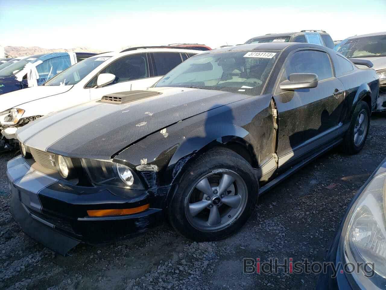 Photo 1ZVFT80N675366812 - FORD MUSTANG 2007
