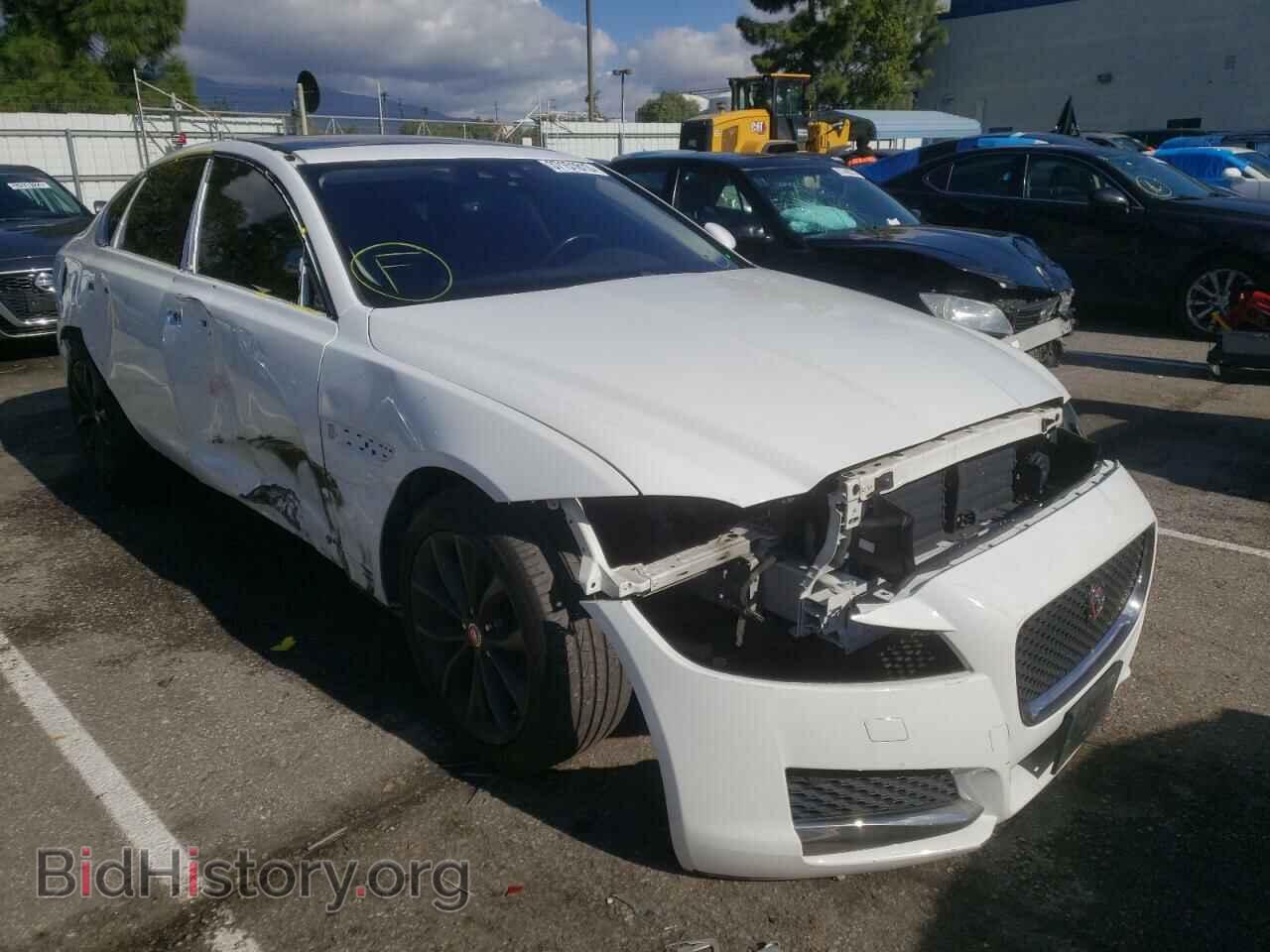 2017 JAGUAR XF - VIN: SAJBD4BN4HCY32501 - Фото 4