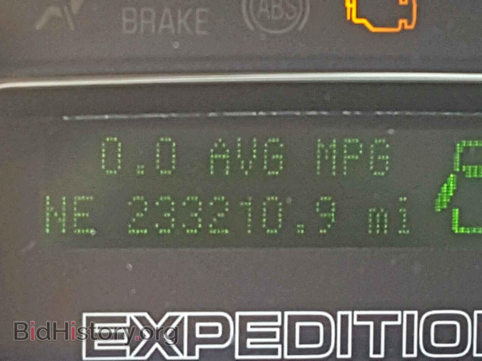 2010 FORD EXPEDITION - VIN: 1FMJU2A52AEB53221 - Фото 8