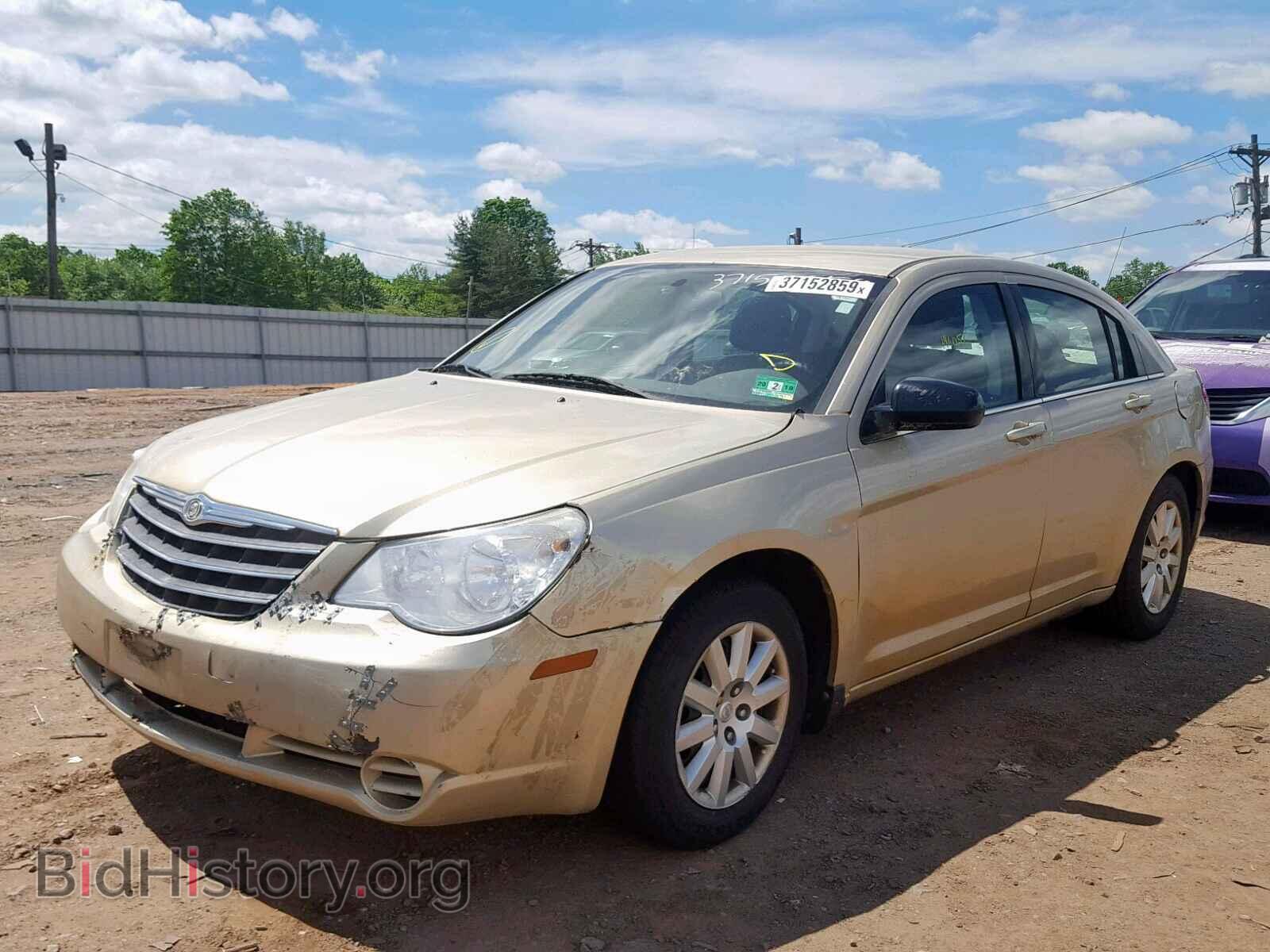 2010 CHRYSLER SEBRING - VIN: 1C3CC4FB9AN203210 - Фото 2
