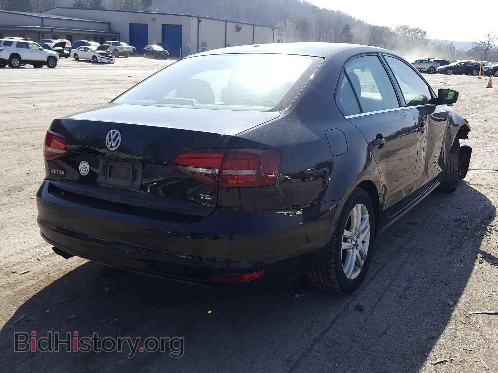 2017 VOLKSWAGEN JETTA - VIN: 3VW2B7AJ5HM264596 - Фото 4