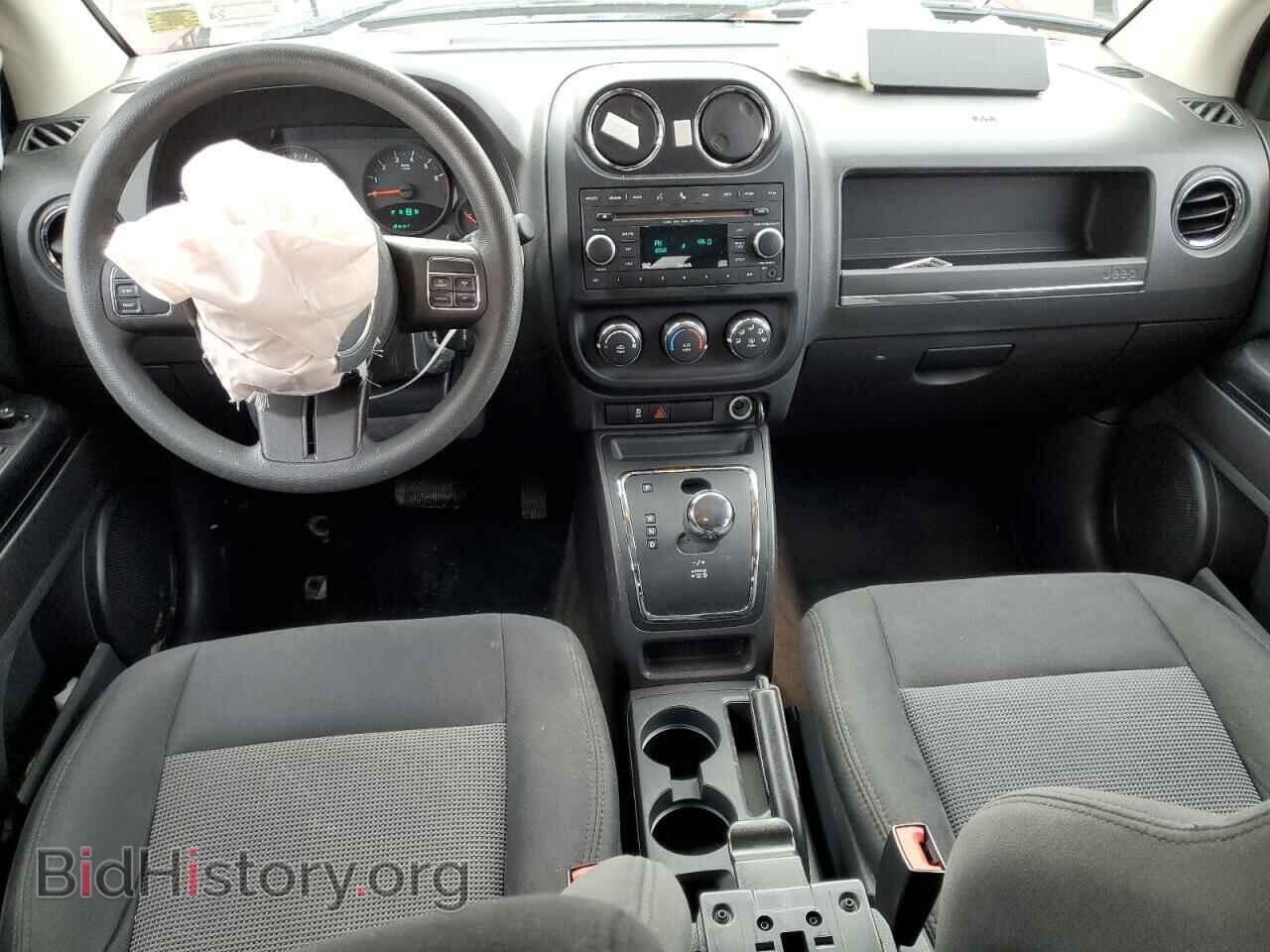 2013 JEEP COMPASS - VIN: 1C4NJDBB2DD246393 - Photo 8