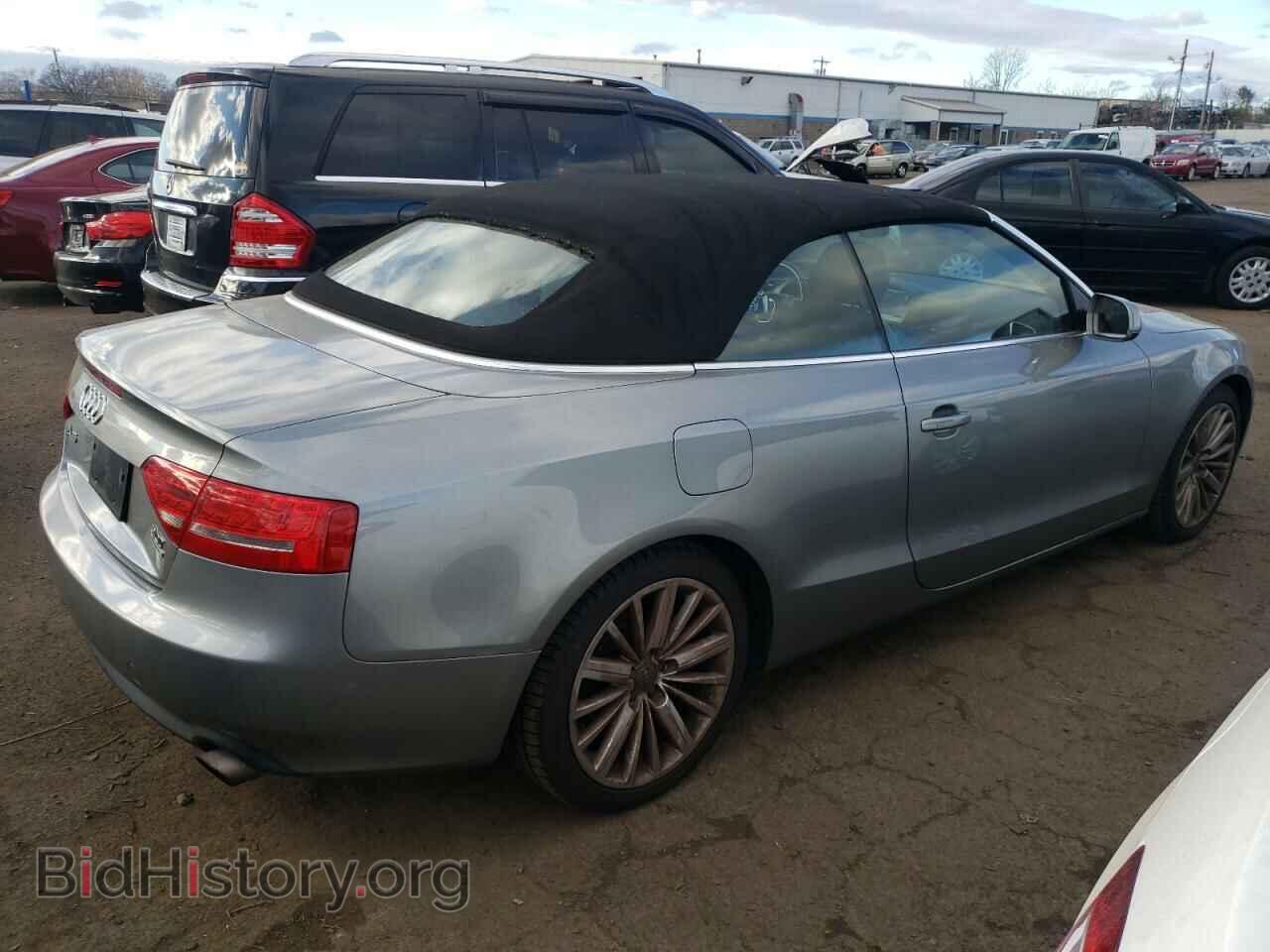 2010 AUDI A5 - VIN: WAULFAFH1AN008737 - Фото 3