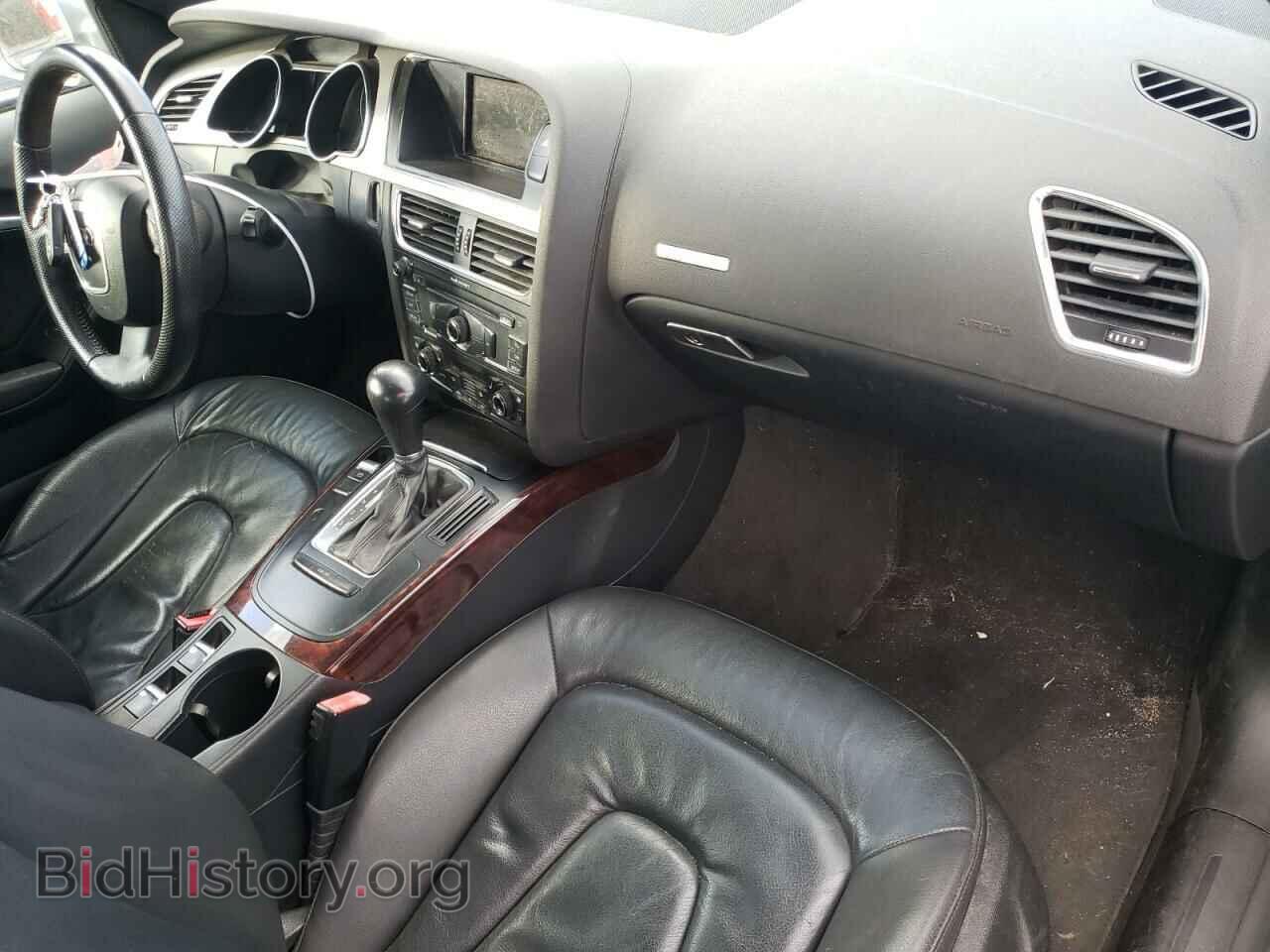2010 AUDI A5 - VIN: WAULFAFH1AN008737 - Фото 8