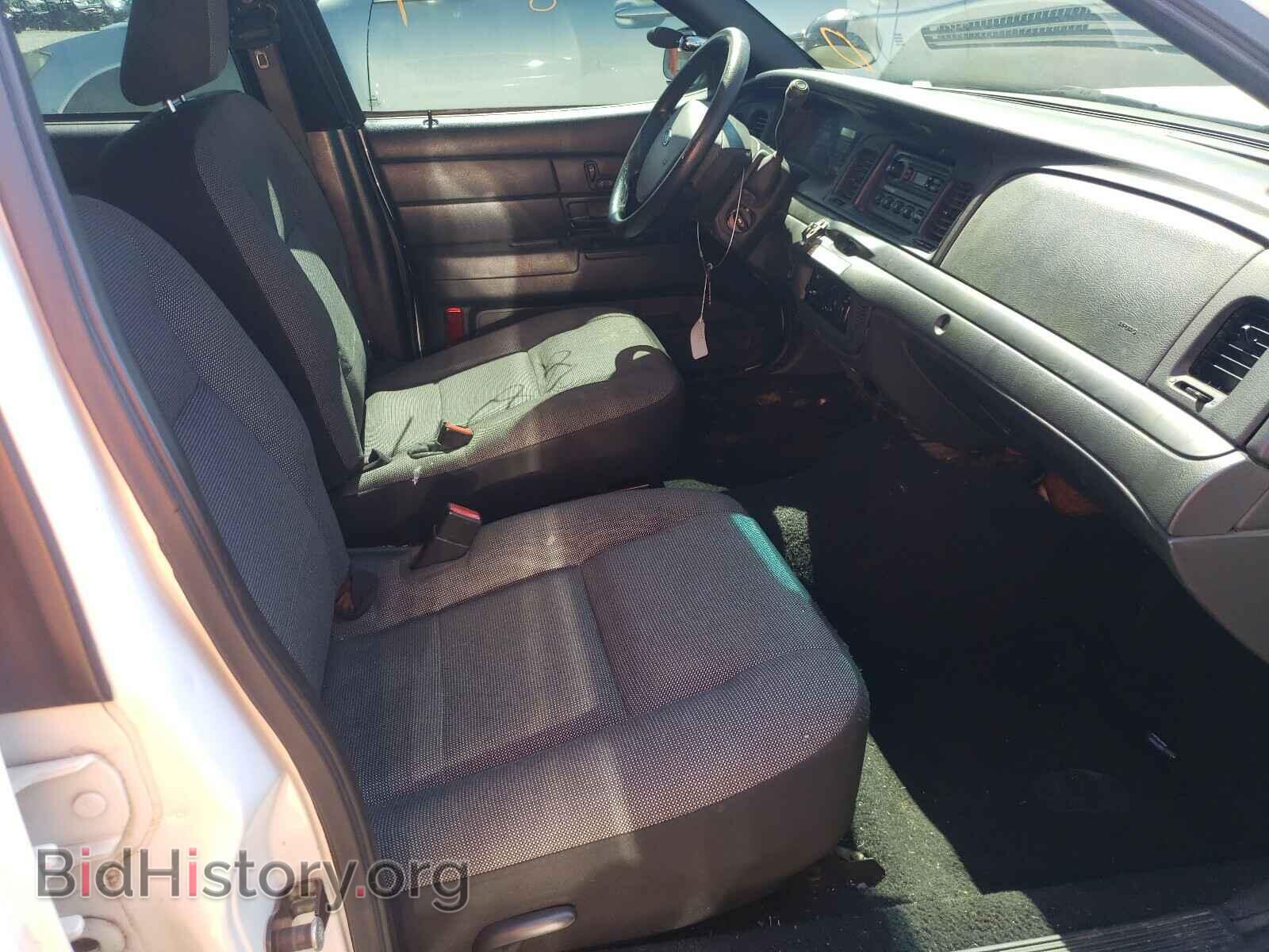 2011 FORD CROWN VIC - VIN: 2FABP7BV0BX156068 - Фото 5