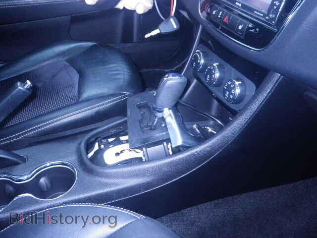 2012 CHRYSLER 200 - VIN: 1C3CCBHG6CN107860 - Фото 9