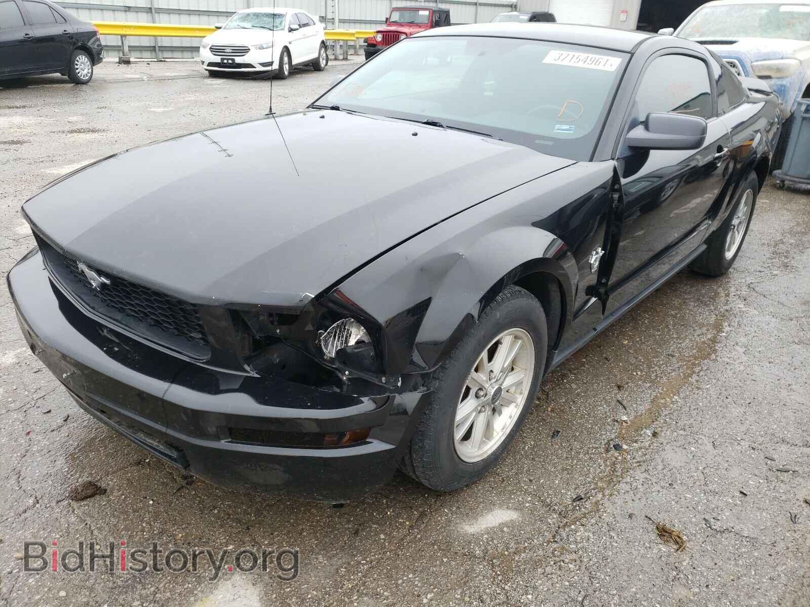 2009 FORD MUSTANG - VIN: 1ZVHT80N095106742 - Фото 2