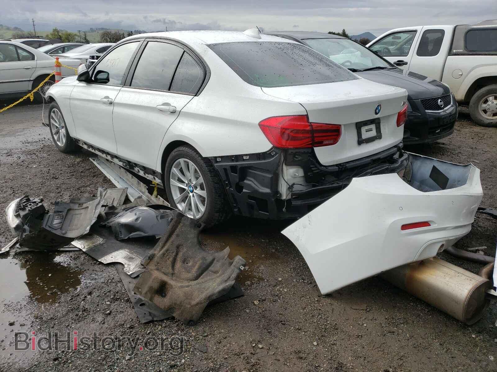 2016 BMW 3 SERIES - VIN: WBA8E1G55GNT36846 - Фото 3