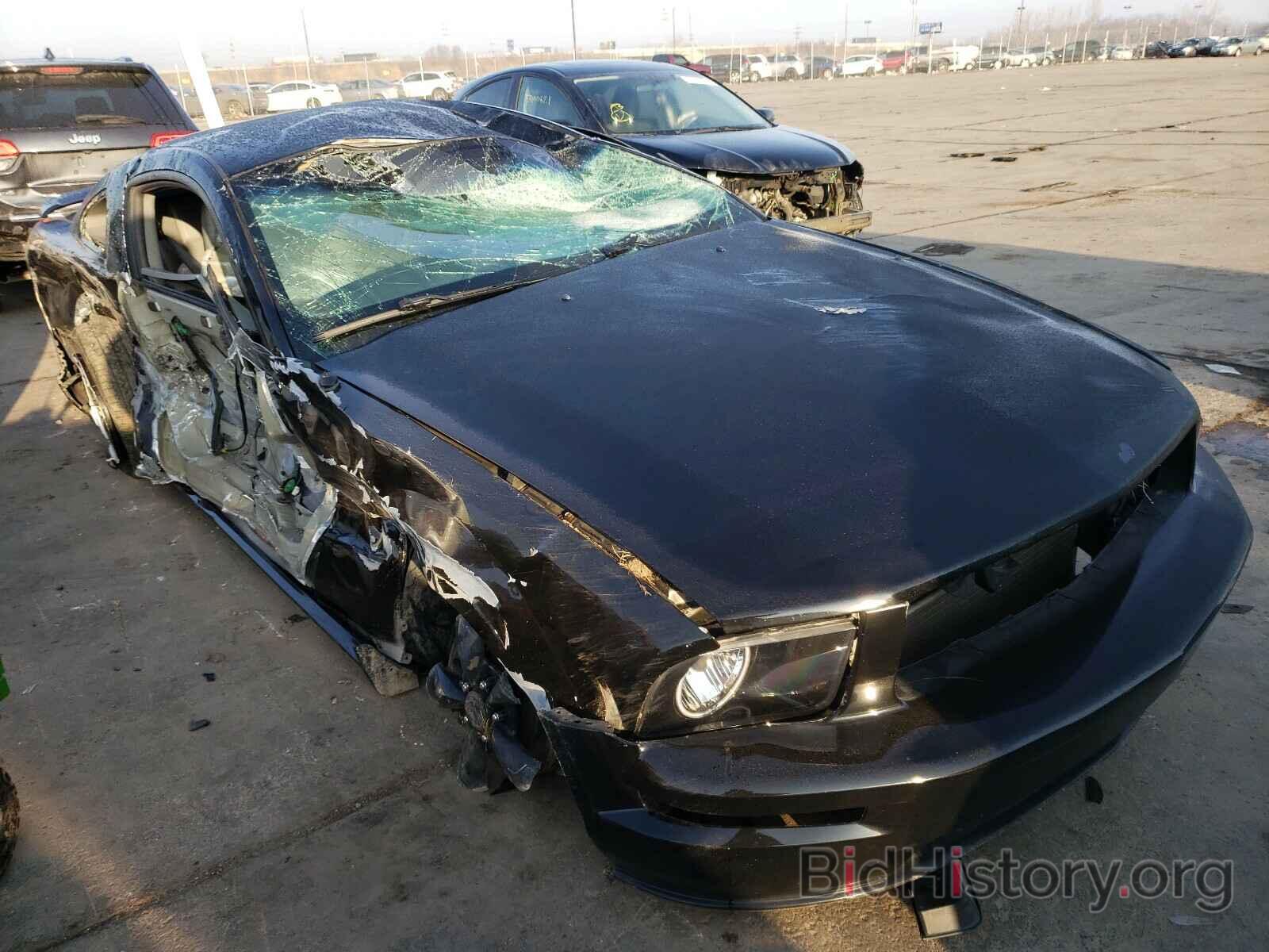 Photo 1ZVHT82H065192976 - FORD MUSTANG 2006
