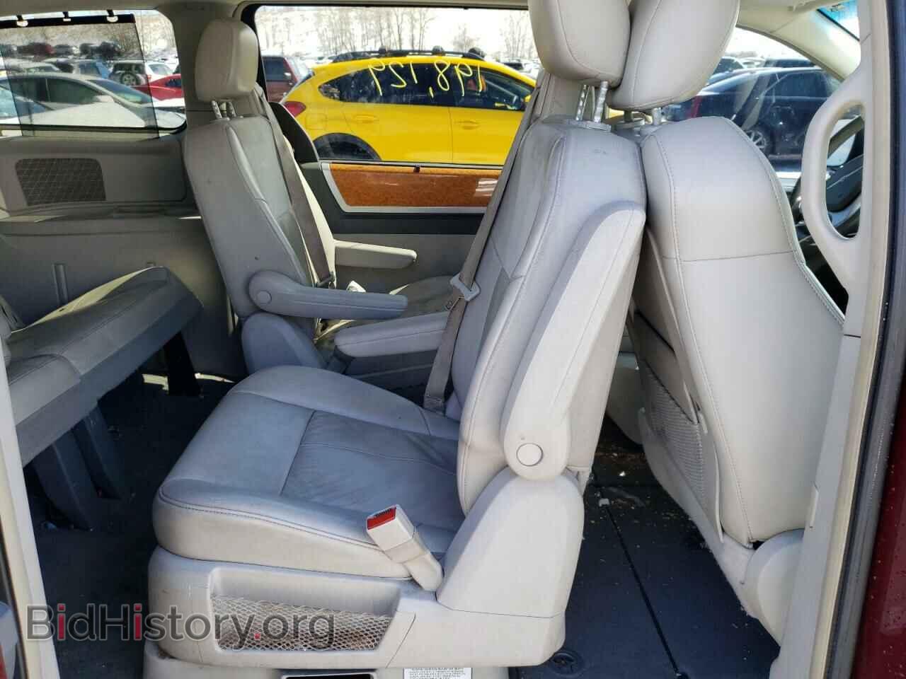 2008 CHRYSLER MINIVAN - VIN: 2A8HR64X58R689191 - Фото 6