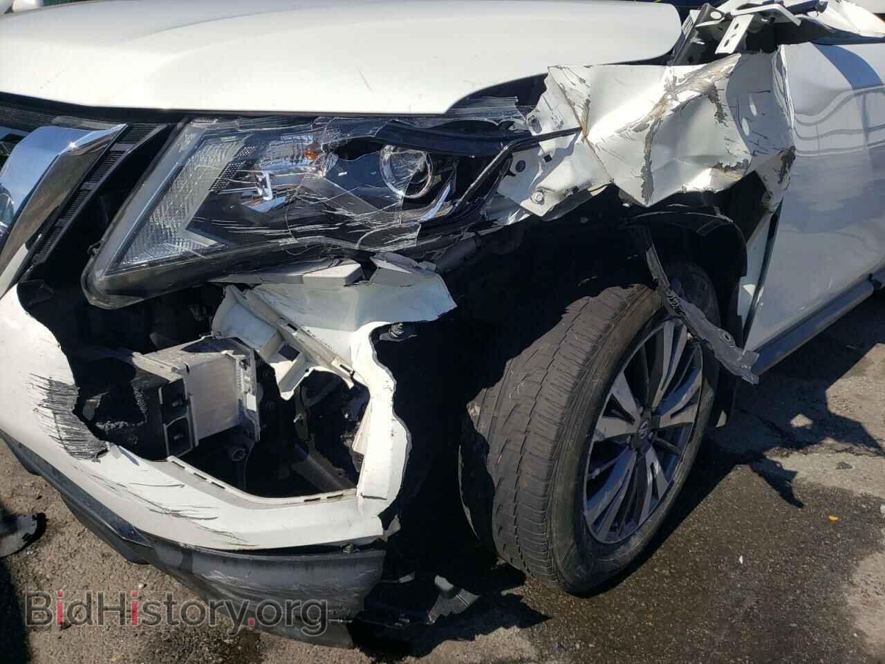 2017 NISSAN PATHFINDER - VIN: 5N1DR2MM3HC661284 - Фото 9