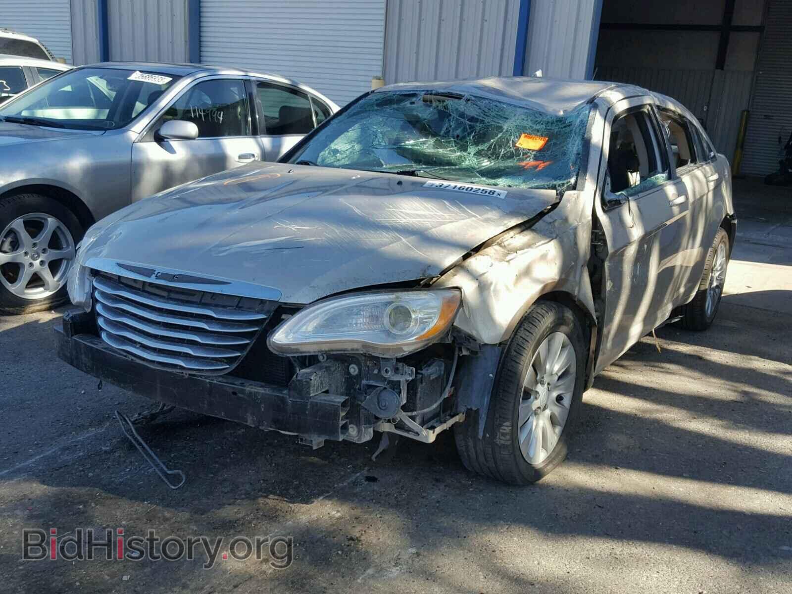 2014 CHRYSLER 200 - VIN: 1C3CCBAG1EN171804 - Фото 2