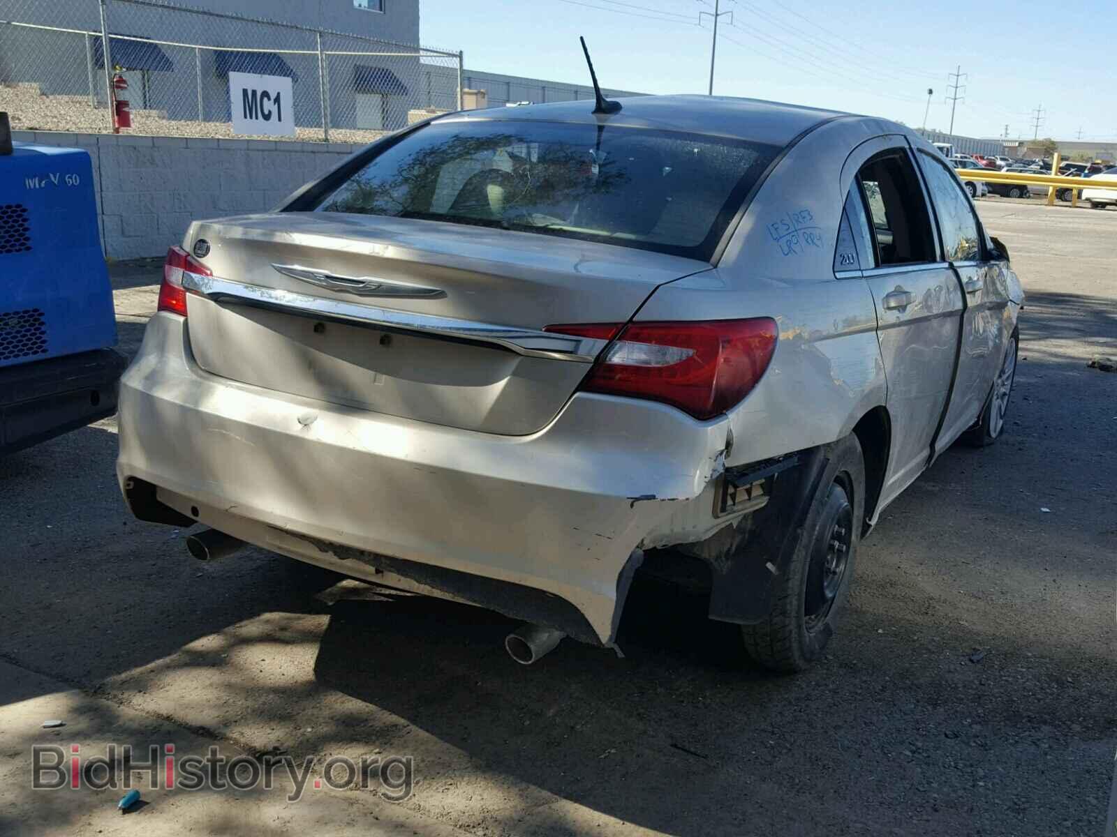 2014 CHRYSLER 200 - VIN: 1C3CCBAG1EN171804 - Фото 4