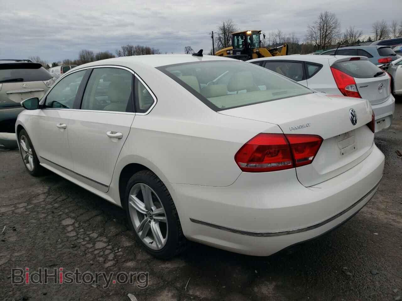 2012 VOLKSWAGEN PASSAT - VIN: 1VWCN7A38CC019136 - Фото 2