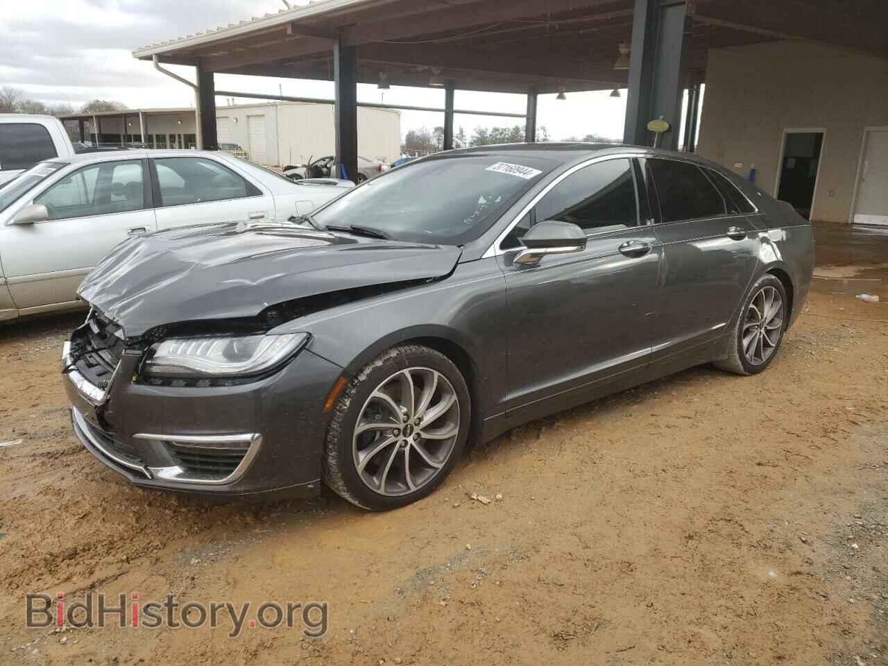 Photo 3LN6L5FC4HR631695 - LINCOLN MKZ 2017