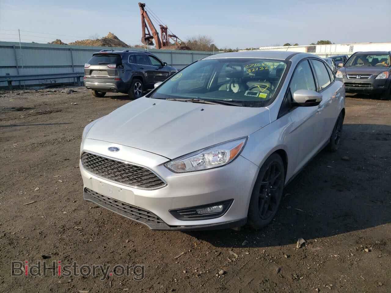 2016 FORD FOCUS - VIN: 1FADP3F22GL321236 - Фото 2