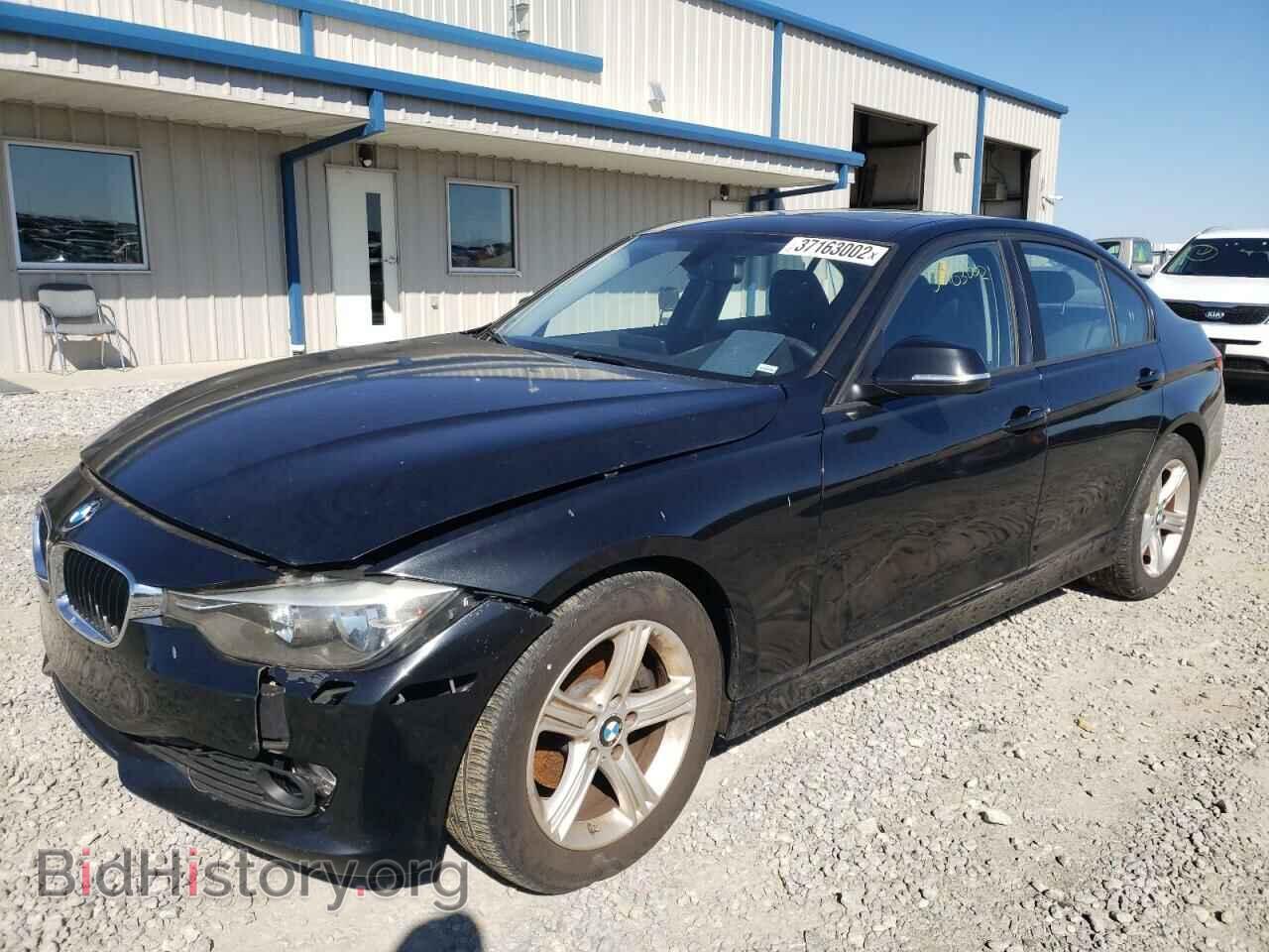 2013 BMW 3 SERIES - VIN: WBA3B5C57DF590824 - Фото 2