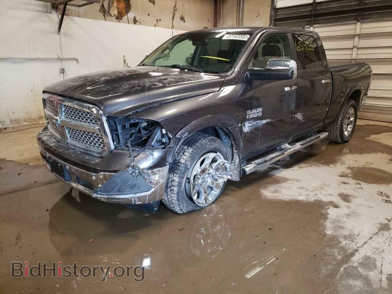 2017 RAM 1500 - VIN: 1C6RR7VT9HS746527 - Фото 2