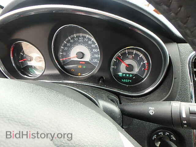 2012 CHRYSLER 200 - VIN: 1C3CCBBB0CN176301 - Фото 8