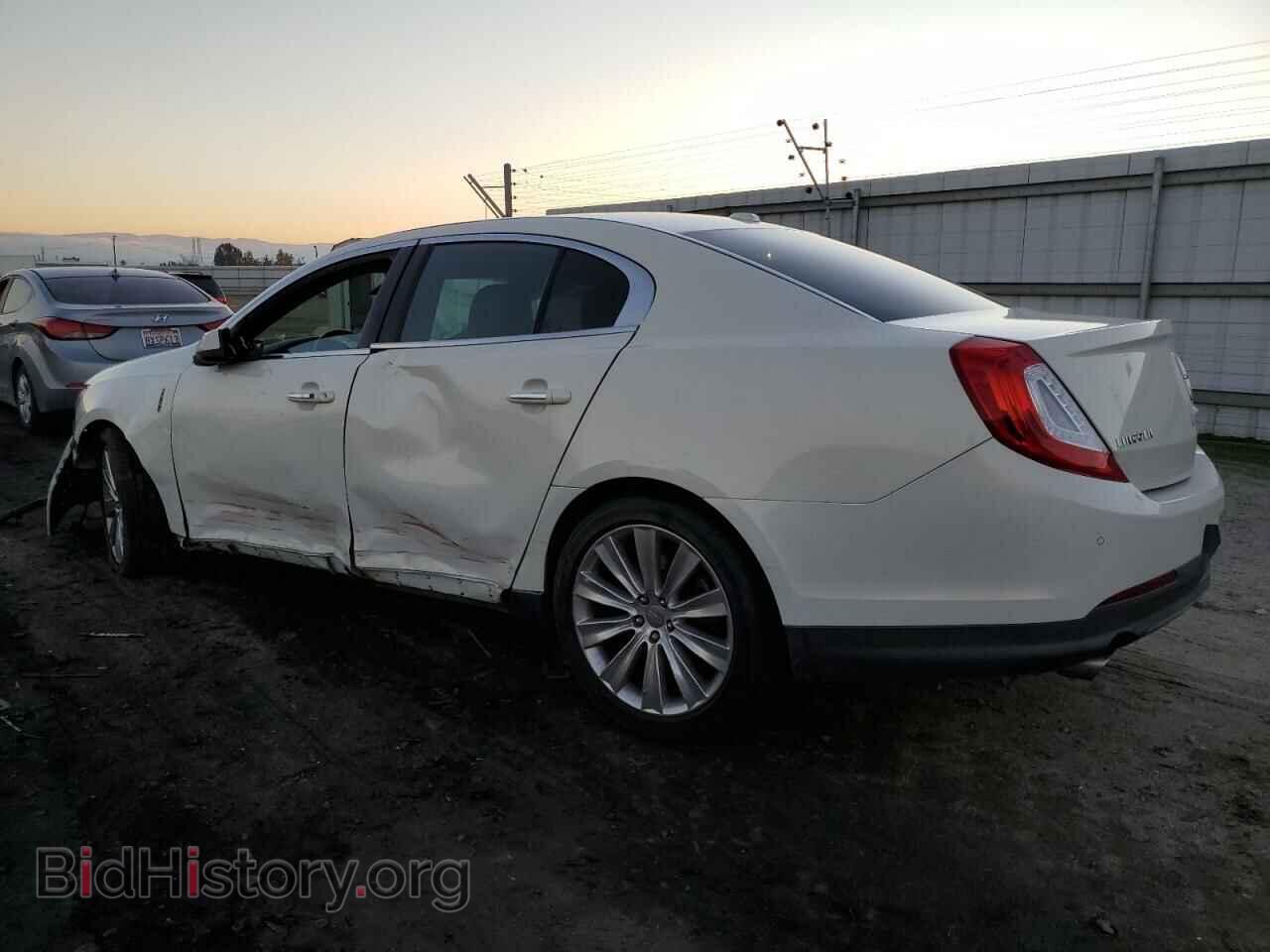 2013 LINCOLN MKS - VIN: 1LNHL9FT5DG617841 - Фото 2