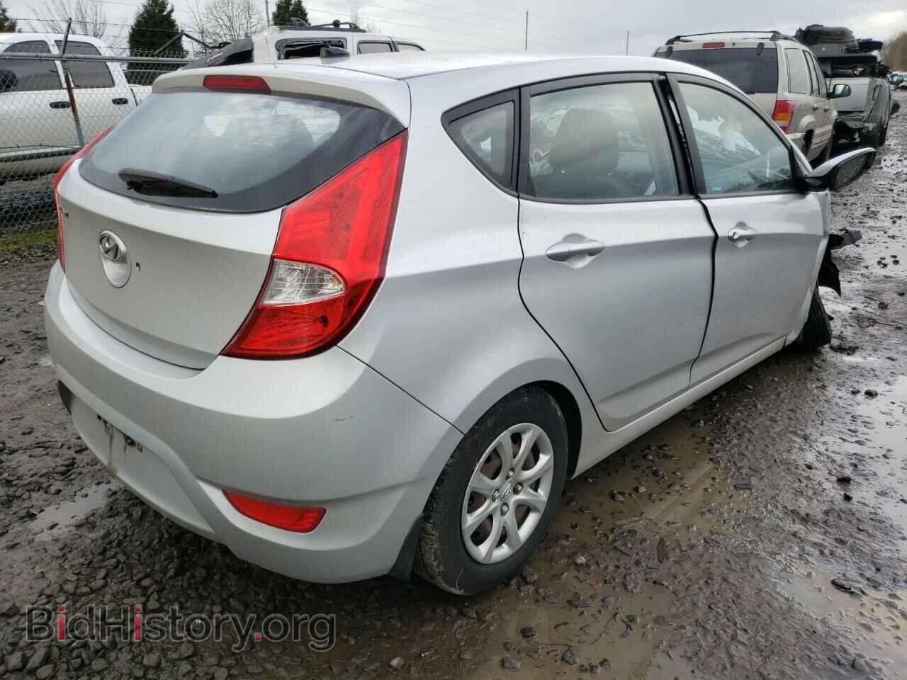 2013 HYUNDAI ACCENT - VIN: KMHCT5AE7DU068382 - Фото 4
