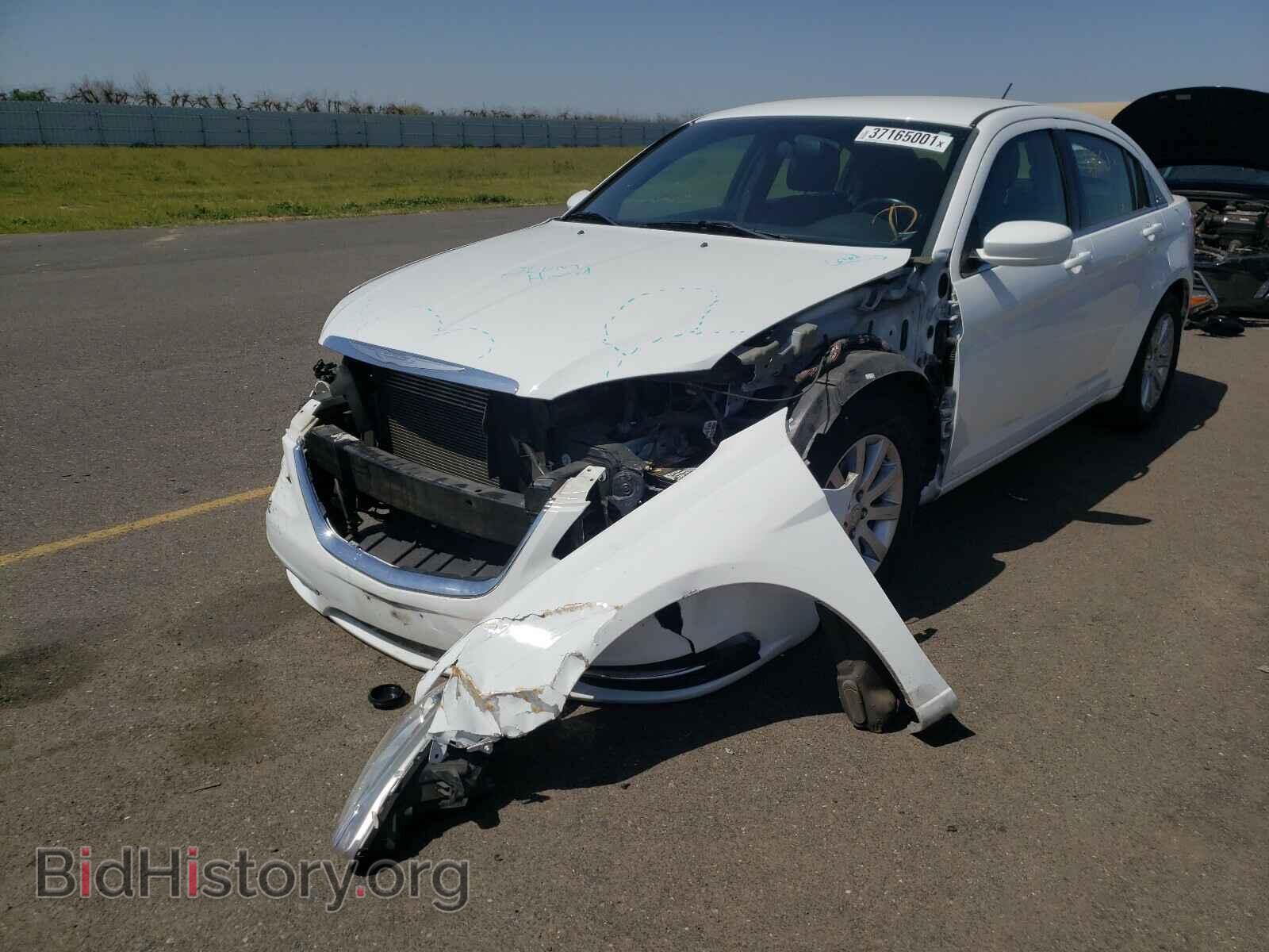 2014 CHRYSLER 200 - VIN: 1C3CCBBG2EN107012 - Photo 2