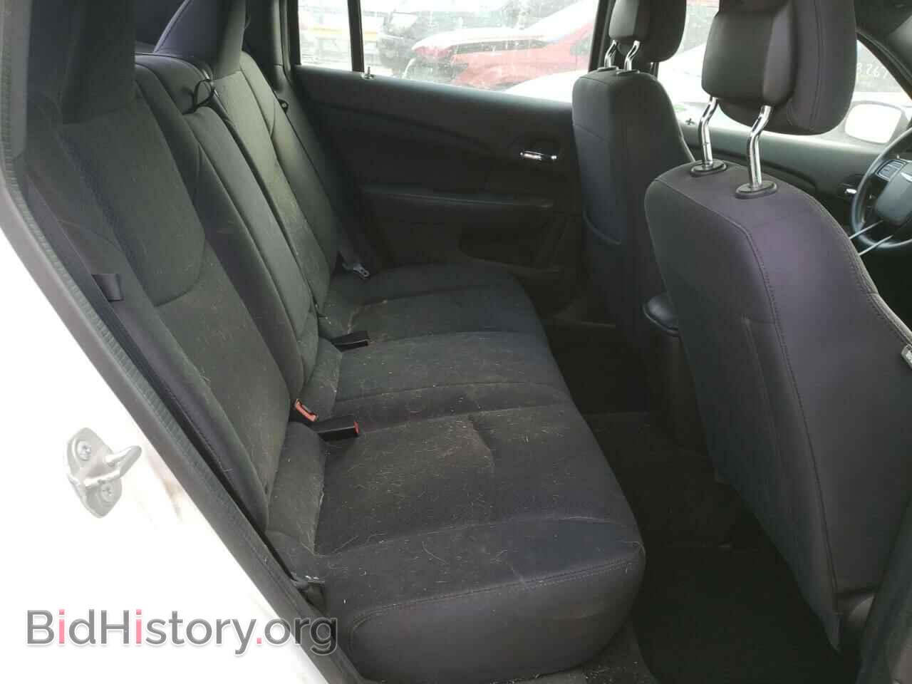 2014 CHRYSLER 200 - VIN: 1C3CCBAB3EN211790 - Фото 6