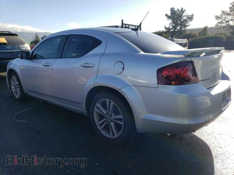 2011 Dodge AVENGER (VIN 1B3BD1FG1BN519735) — photo 2 of 12