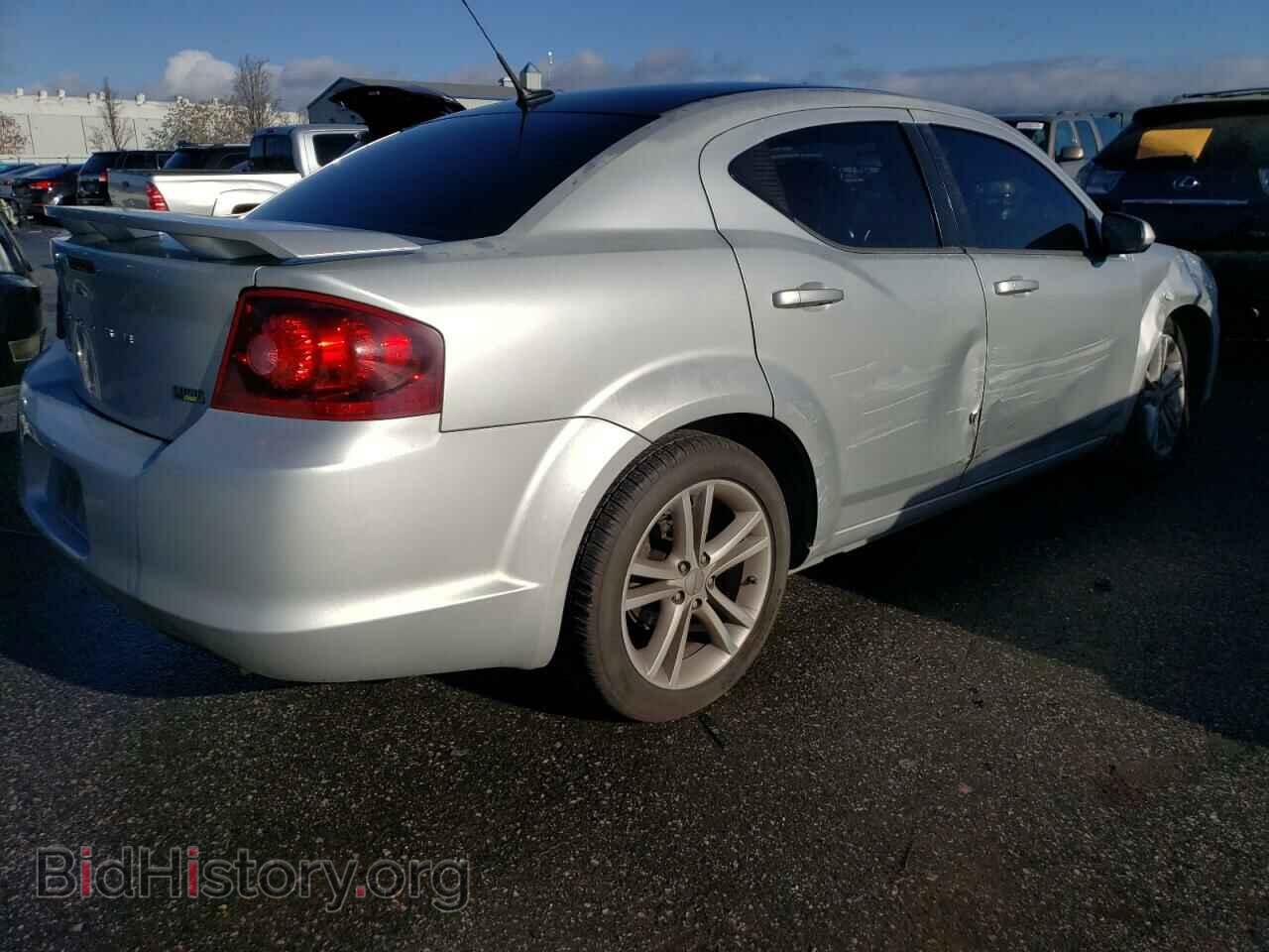 2011 DODGE AVENGER - VIN: 1B3BD1FG1BN519735 - Фото 3
