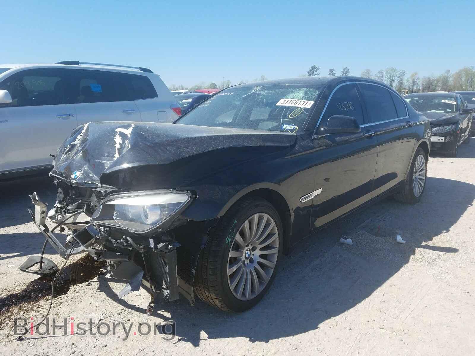 2012 BMW 7 SERIES - VIN: WBAKB8C50CC963036 - Фото 2