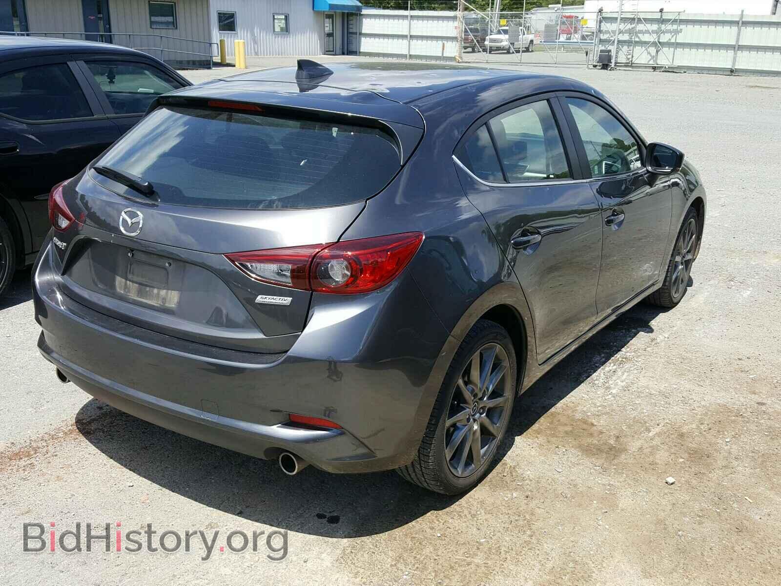 2018 MAZDA 3 - VIN: 3MZBN1L36JM267466 - Фото 4